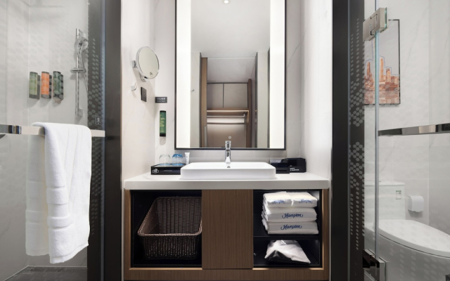 Hampton by Hilton Guangzhou Xintang Railway Station