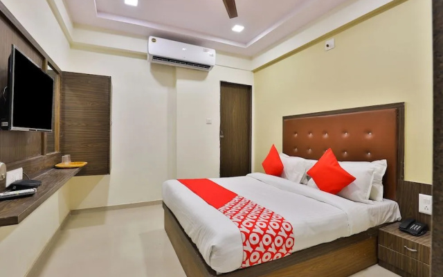 Oyo 23615 Sparsh Inn