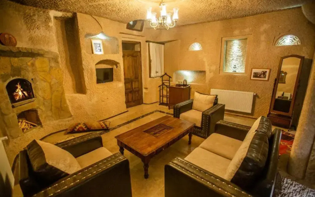 Lavender Cave Hotel