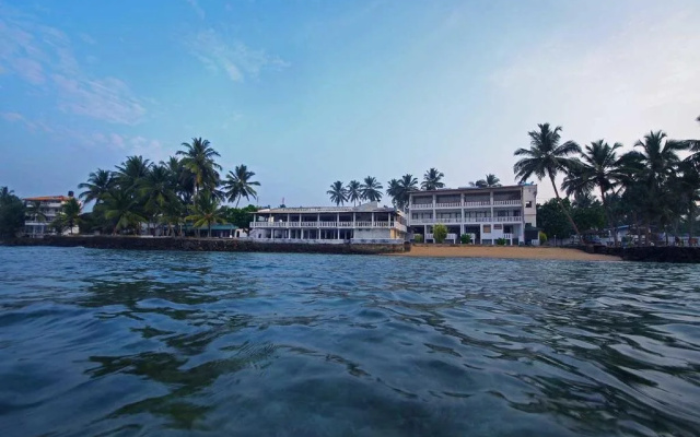 Miltons Beach Resort