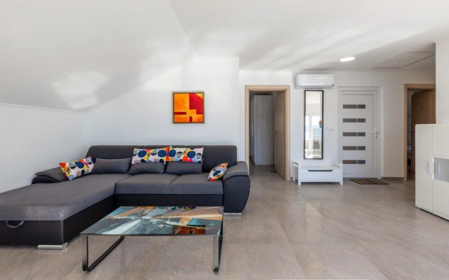 Nice Apartment in Povile With Wifi and 2 Bedrooms