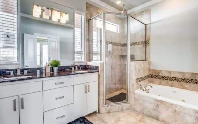 Stylish Three Story Oak Lawn House