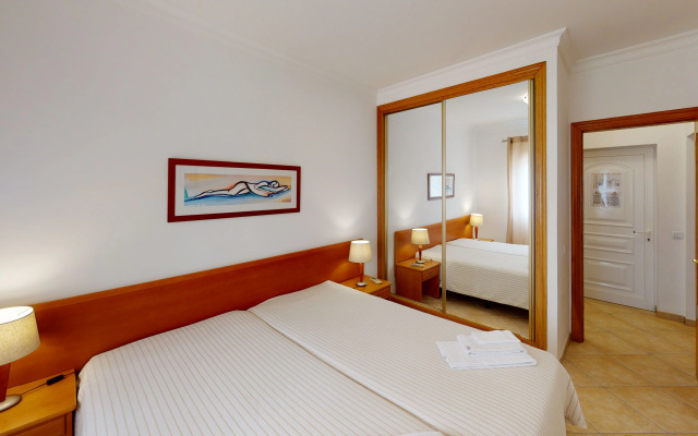 Praia da Lota Resort - Hotel & Apartments