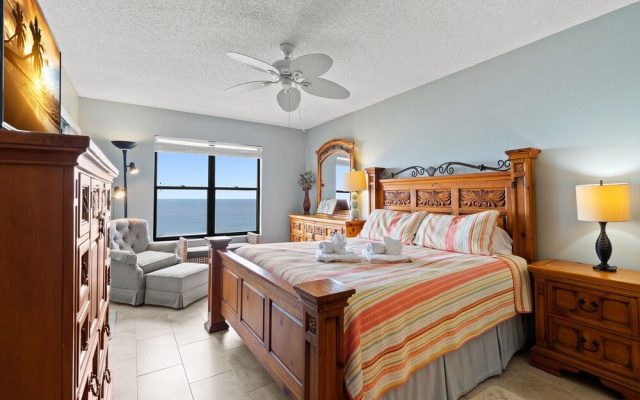 Reflections on the Gulf by Distinctive Beach Rentals