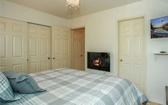 Gaga's Cabin