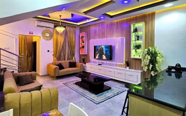 2 Bed Apartment 7 - Tranquil Benin City Retreat