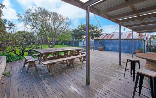 Deckhouse