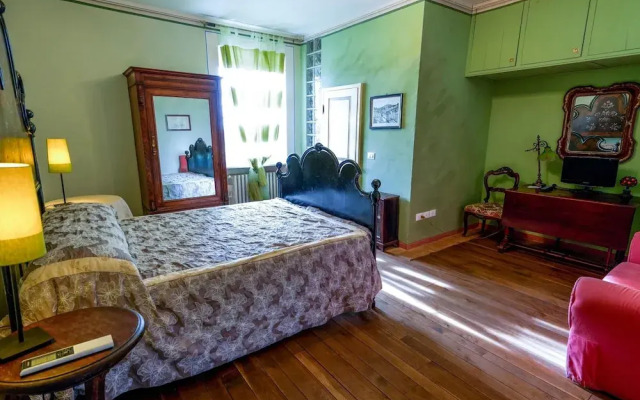 Nice Farmhouse in Asciano With Shared Pool