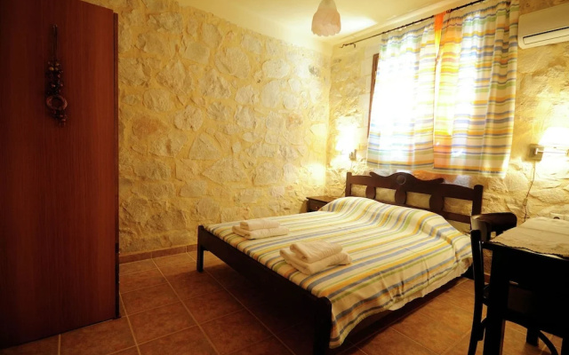 Quaint Holiday Home in Lagkada Greece Near Beach