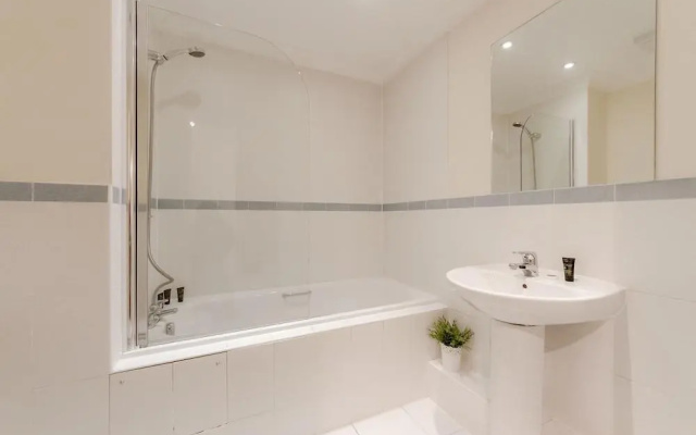 Roomspace Apartments -Royal Swan Quarter
