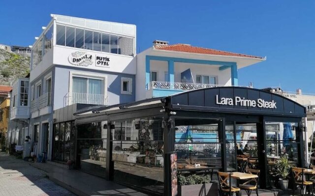 Dantela Butik Hotel Чешме вид на фасад