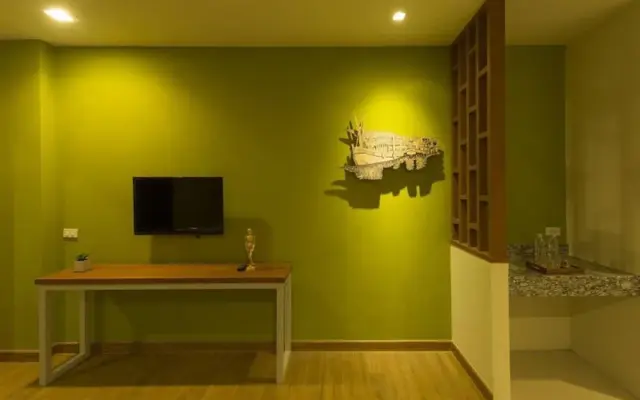 Siamaze Hostel