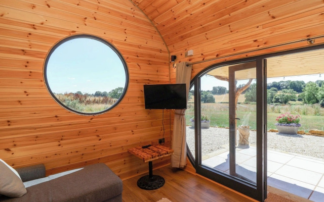 Bugley Pools Hideaway