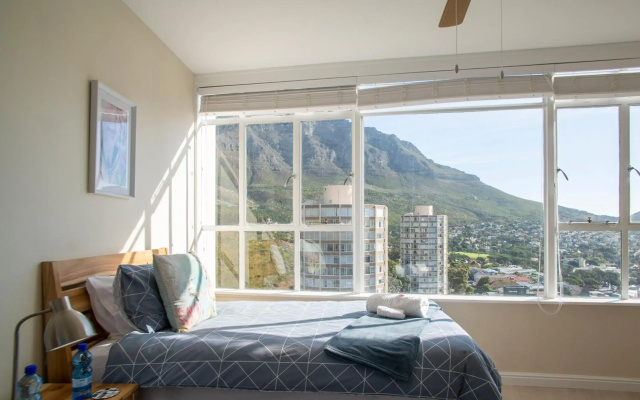 Disa Park 16th Floor Apartment with City Views