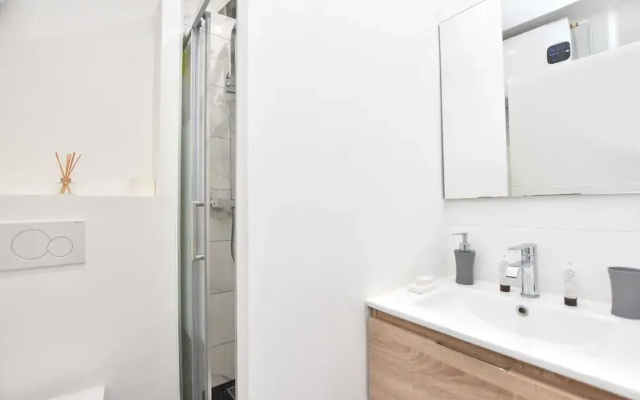 Charming 1br/4p Apartment - Louvre Museum