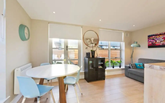 2 Bedroom Rooftop Apartment in Temple Bar Sleeps 6