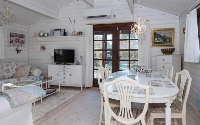 6 Person Holiday Home in Grenaa