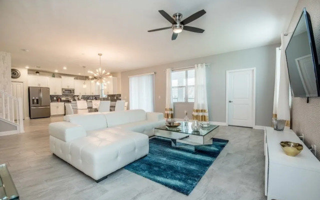 Amazing House! Champions Gate - 8903SD