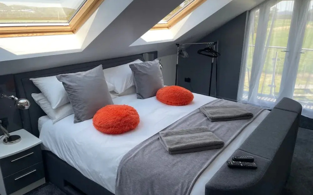 Ulverstons Little gem - Sleeps 2 - Free Parking