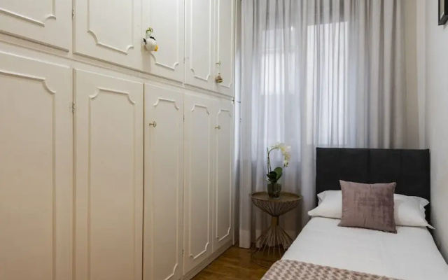 Elegant Arno View