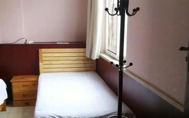 Rujia Huayi Hotel