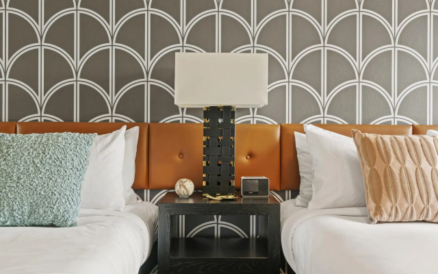 Convenient City Abode