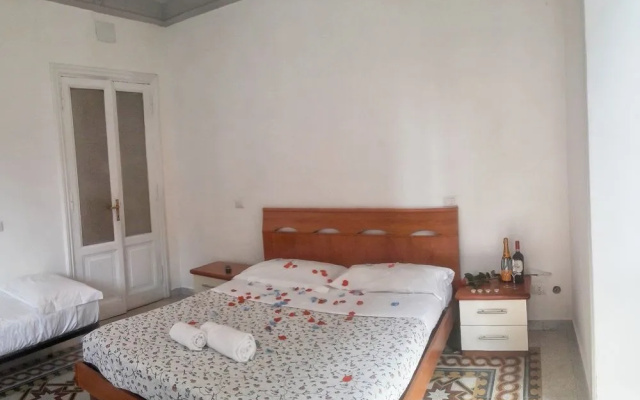 Tesoro Guesthouse