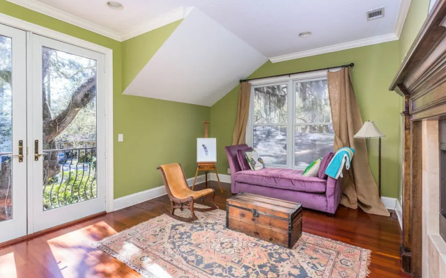 607 Neptune Way by Hodnett Cooper