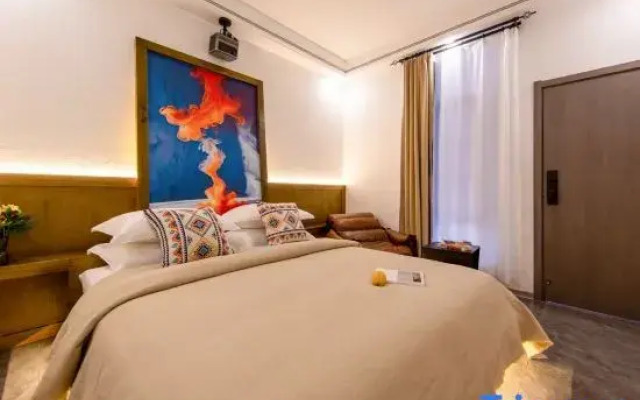 "Memories Travel Time Boutique Inn"
