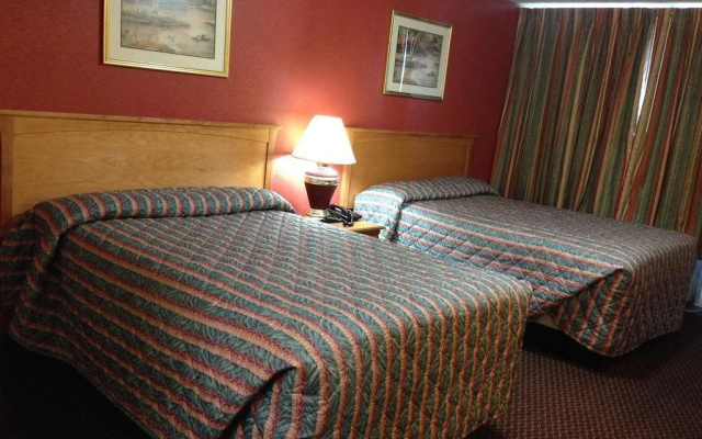 Voyager Inn