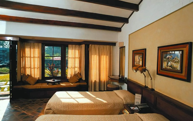Fish Tail Lodge