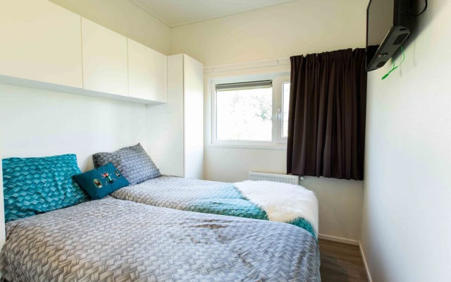 Luxurious Chalet with Dishwasher, 5 Km. From Valkenburg