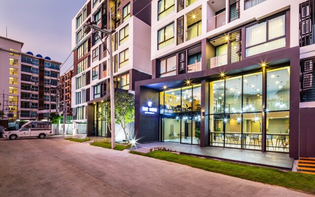 The Rizin Hotel & Residences вид на фасад