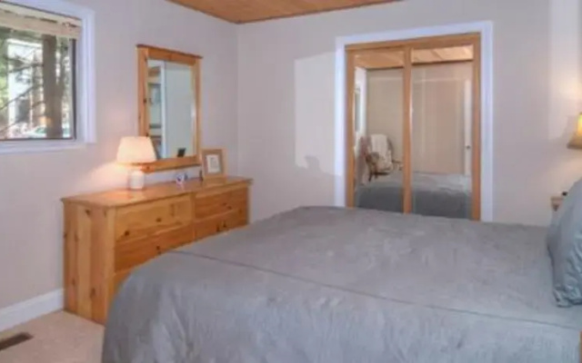 RedAwning Incline Village Mountain Getaway