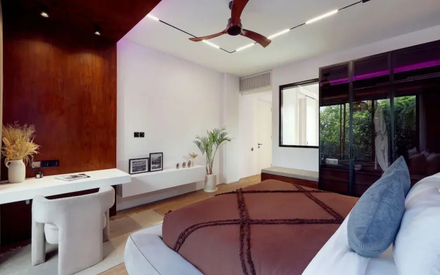 The River Villa by BREIG