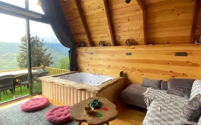 Esse Suit Bungalov