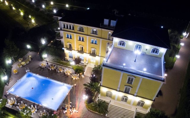 Hotel Villa Santa Maria in Cerchiara di Calabria, Italy from 98$, photos, reviews - zenhotels.com hotel front