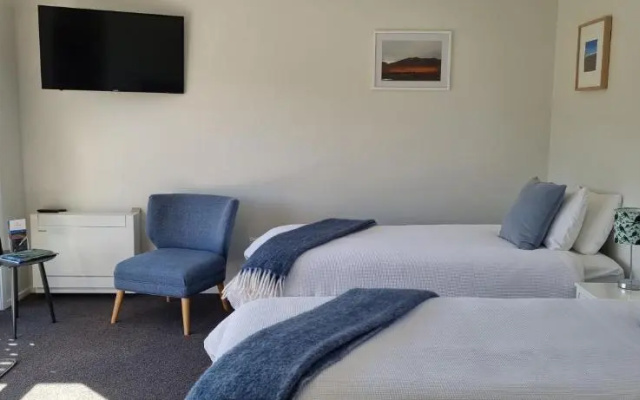 Lodges on Pearson - Unit 2
