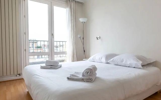Amiral View Great 1 Bedroom Apartment in Paris