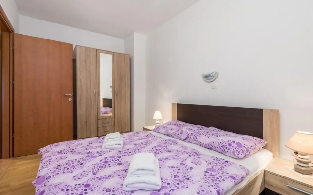 Awesome Home in Garica With Wifi and 3 Bedrooms