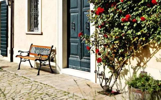 Casa Ezelina Bed and Breakfast