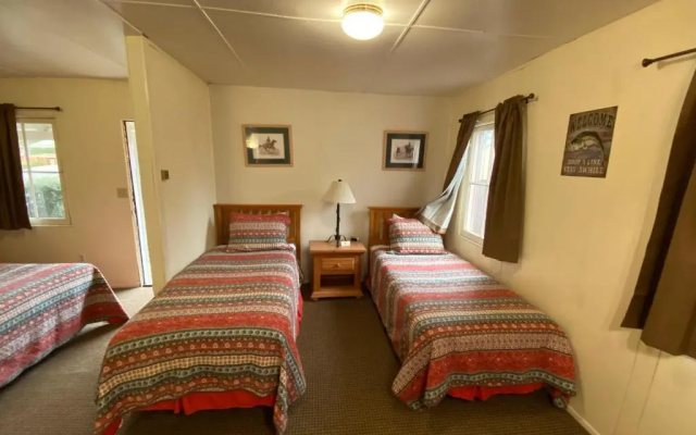 Independence Courthouse Motel
