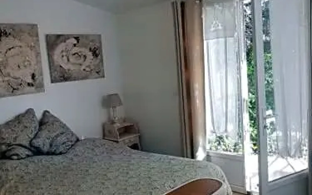 Les Chênes