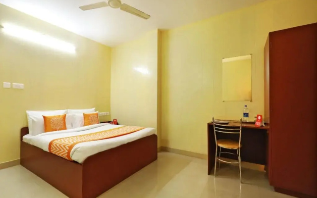 OYO 6725 Palm Inn