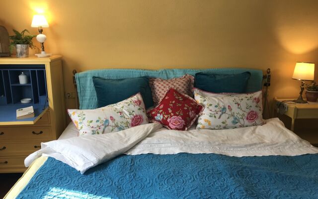 Far Out Inn