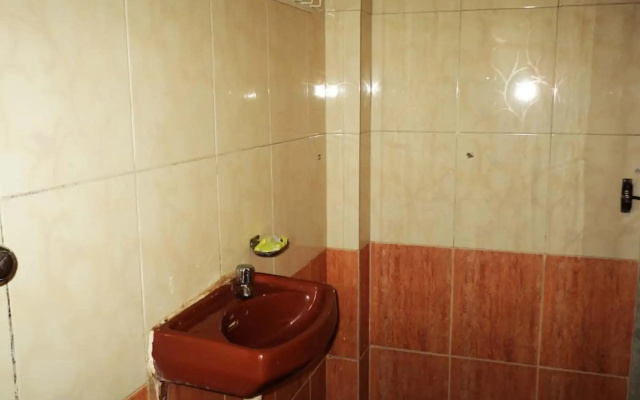 Ellora Guest House