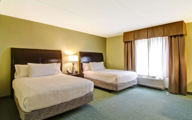 Hilton Garden Inn Woodbridge