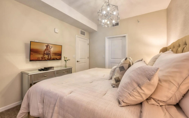Spacious and pleasant home near Disney