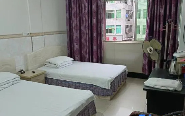 Xinglong Hotel (Xianjiang Street Shop)