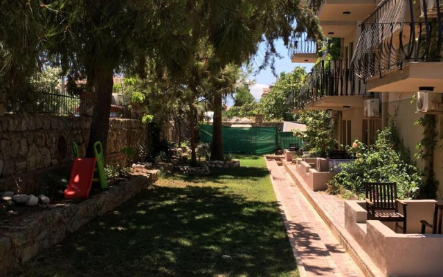 Poppy Apart Hotel